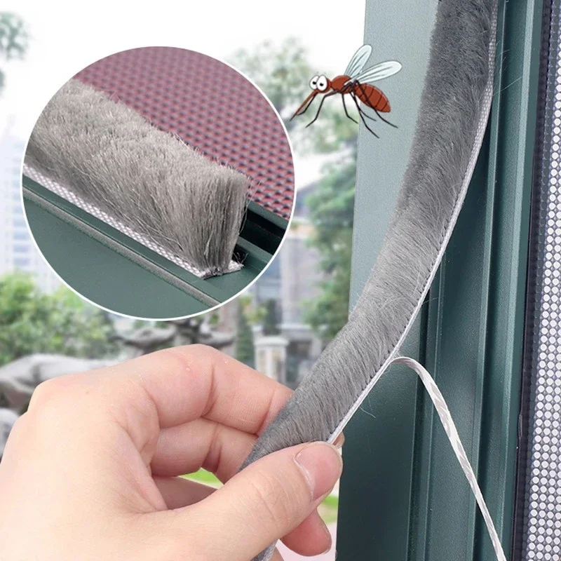 10M Self Adhesive Brush Strip  - Window Lock Bar のレビューと価格