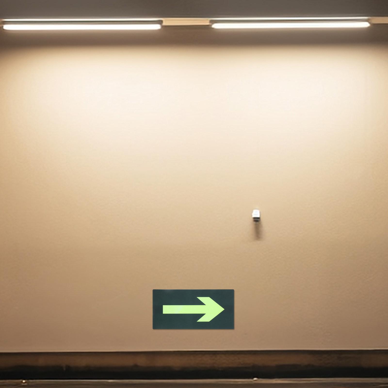 8Pcs Fire Evacuation Arrow Sti - Emergency Exit Sign のレビューと価格